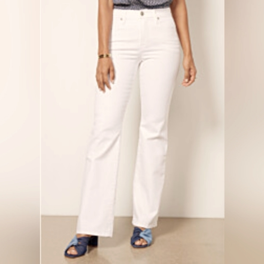 Michael Kors Jeans White Ankle Length Boot Cut Size 8